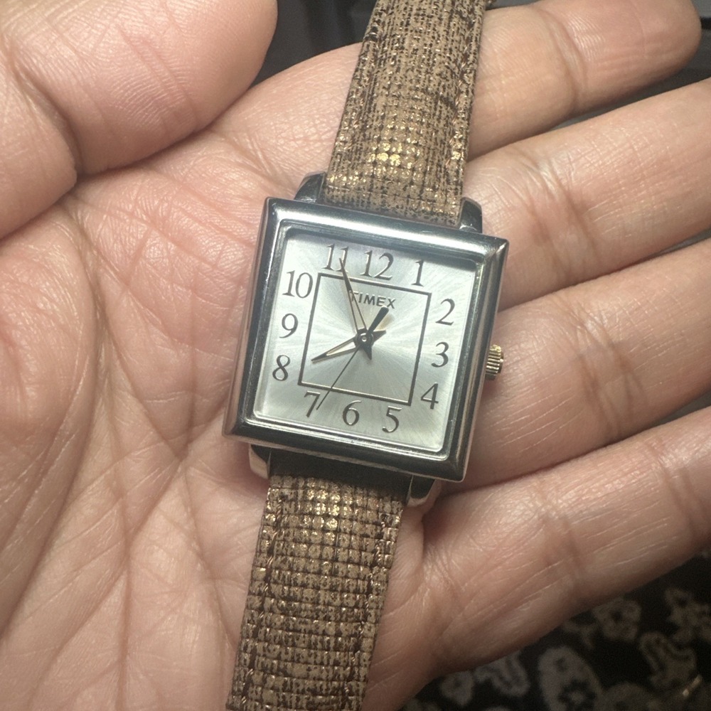Working‎ Timex Square Womens Watch Silver Tone 28mm Fancy Leather Band MINT Cond